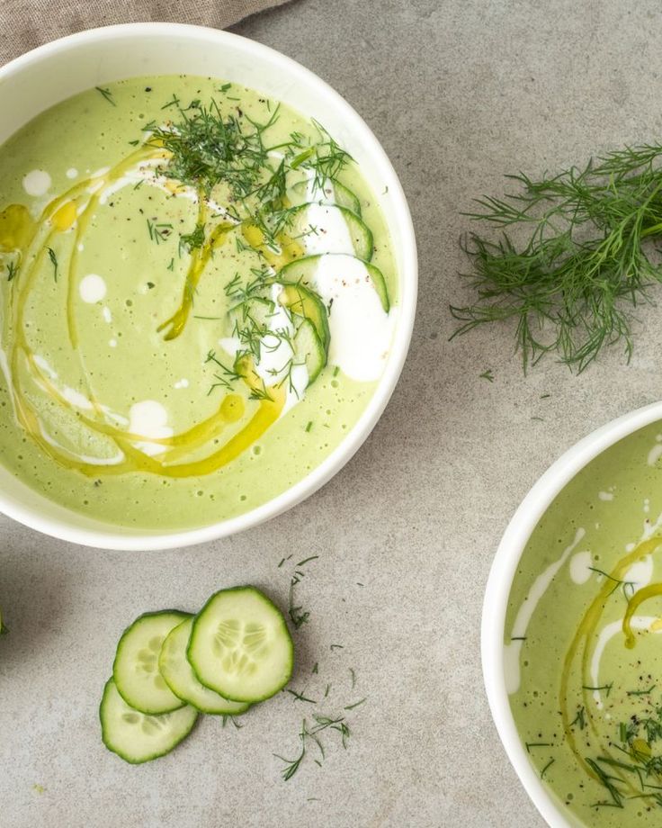 Groene gazpacho met avocado en komkommer